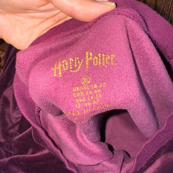 Purple velvet Harry Potter sweatshirt and joggers tracksuit - Picture 7 of 7